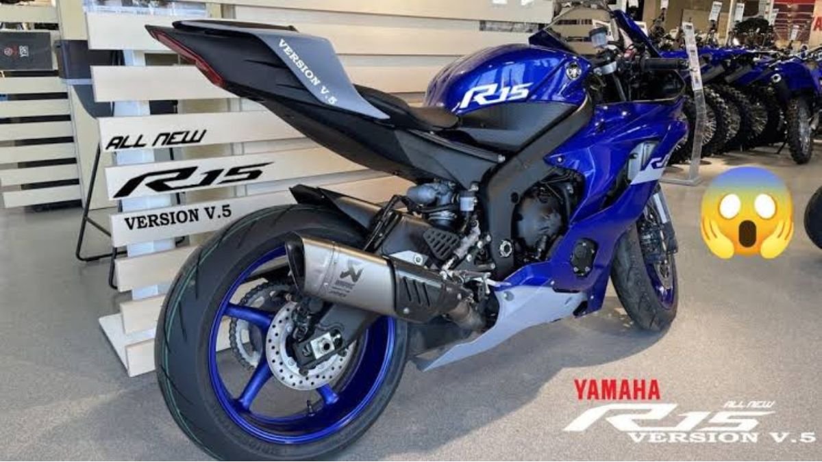 Yamaha R15 V5