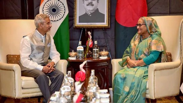 Hasina Tries to Come on Short Notice